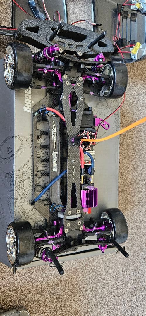 iPR Racing pro4 RCカー カーボンファイバー製