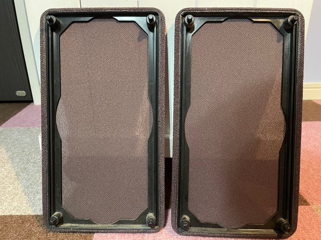 イギリス　TANNOY Fusion 1 ブックシェルフスピーカー シリアル連番