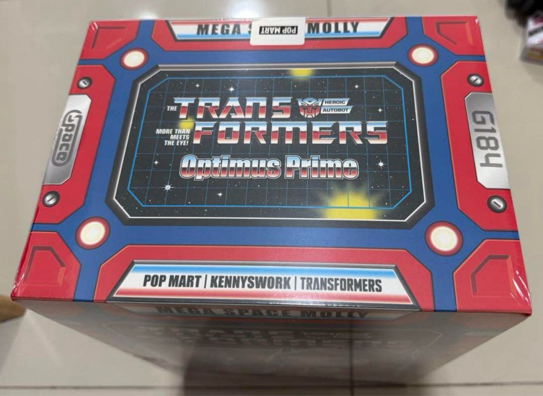 【POP MART】トランスフォーマー Optimusポップマート 日本未発売品