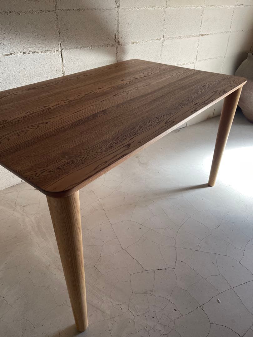 美品　大塚家具　ダイニングテーブル　オーク無垢材