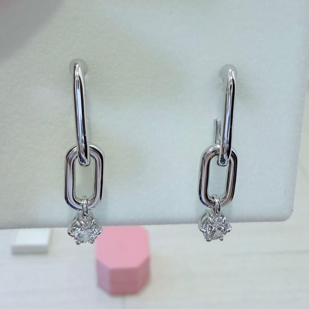 新品！ SWAROVSKI 現行 ピアス スワロフスキー