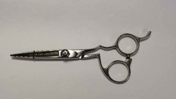 イタリア、高級刃物、リーダーカム社　美容師はさみ