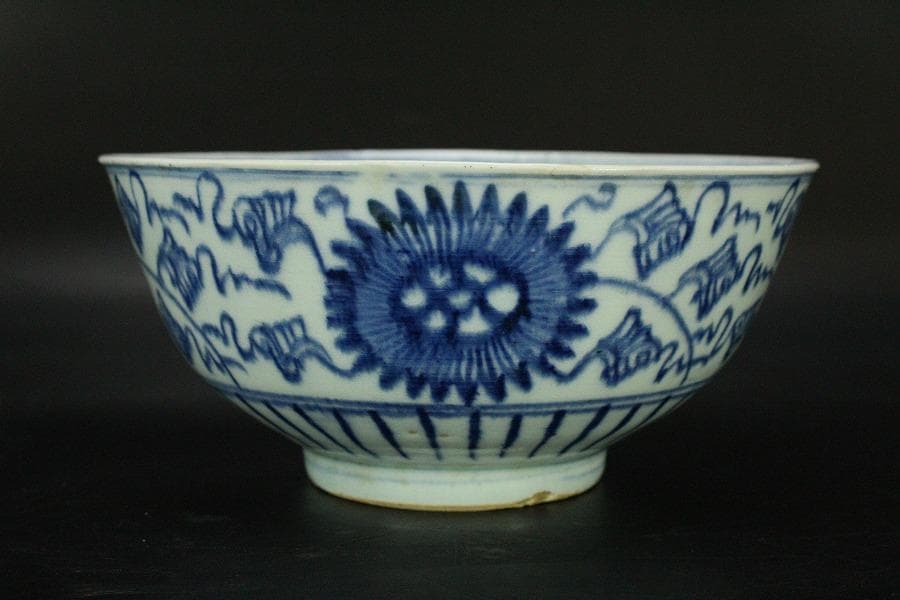 中国美術 青花 染付 纏枝蓮花紋 碗 φ18cm N809