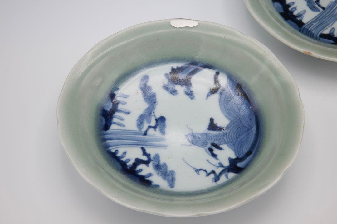 青磁の伊万里 | 鯉の柄 | 銀継ぎ 2枚セット