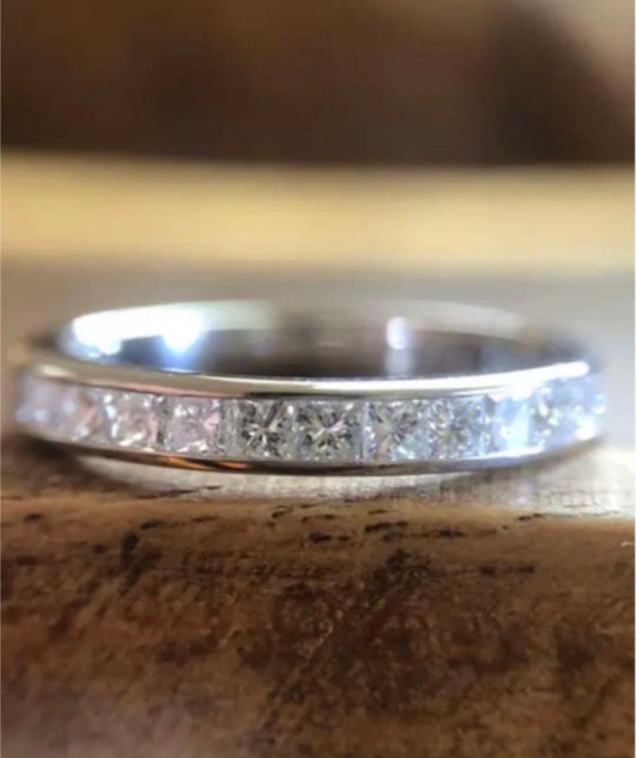 プリンセスカット ダイヤモンド エタニティ リング 0.59ct ダイヤ