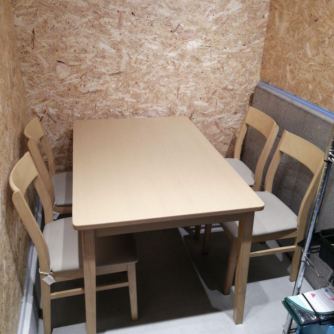 p*n様 ❤ナチュラル❤淡い木目調ダイニングテーブルセット　ブランド照明付き❤地