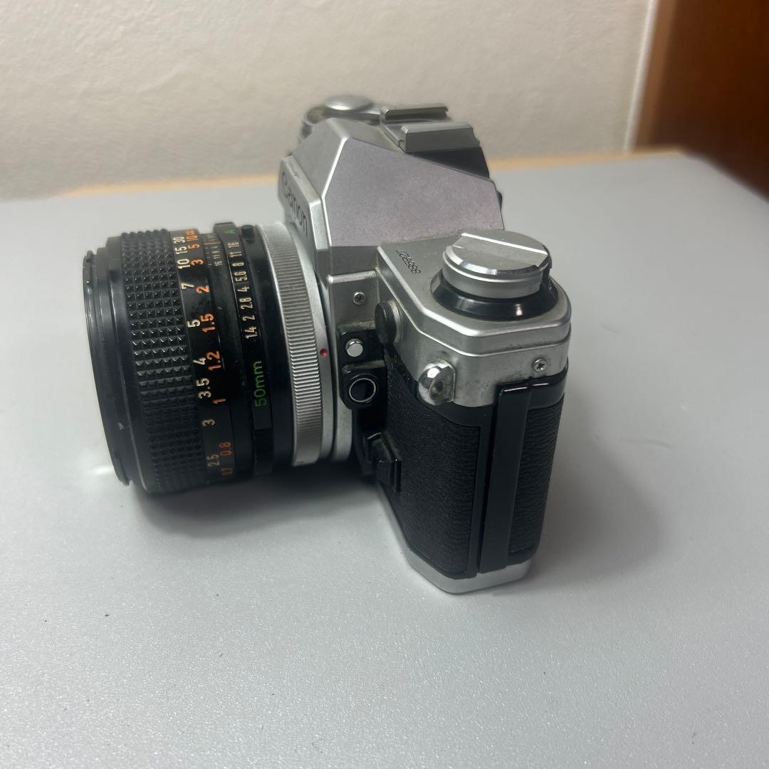 Canon AE-1 フィルム一眼レフカメラ