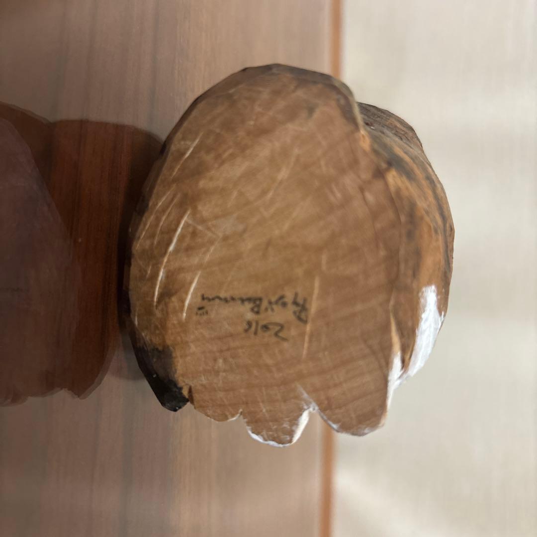 ちょん　バンナイリョウジ　木彫り猫　タシク板