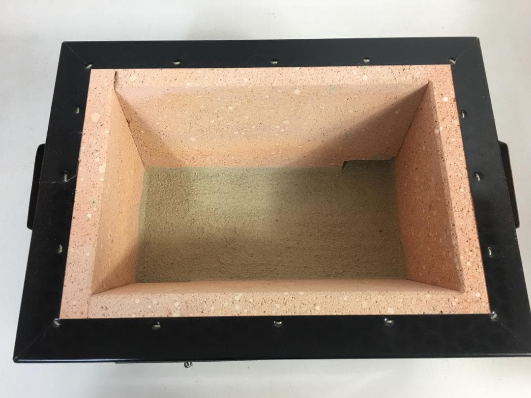 ☆未使用 能登 炭火焜炉 BQ8F号 (約2人〜4人用)　珪藻土コンロ 焼き網付