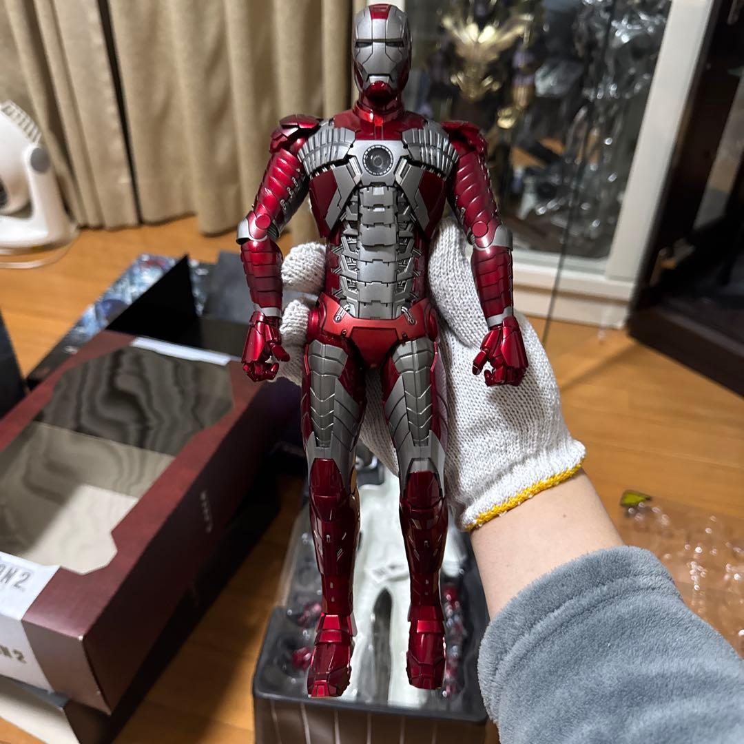 アイアンマン マーク　5 ホットトイズ