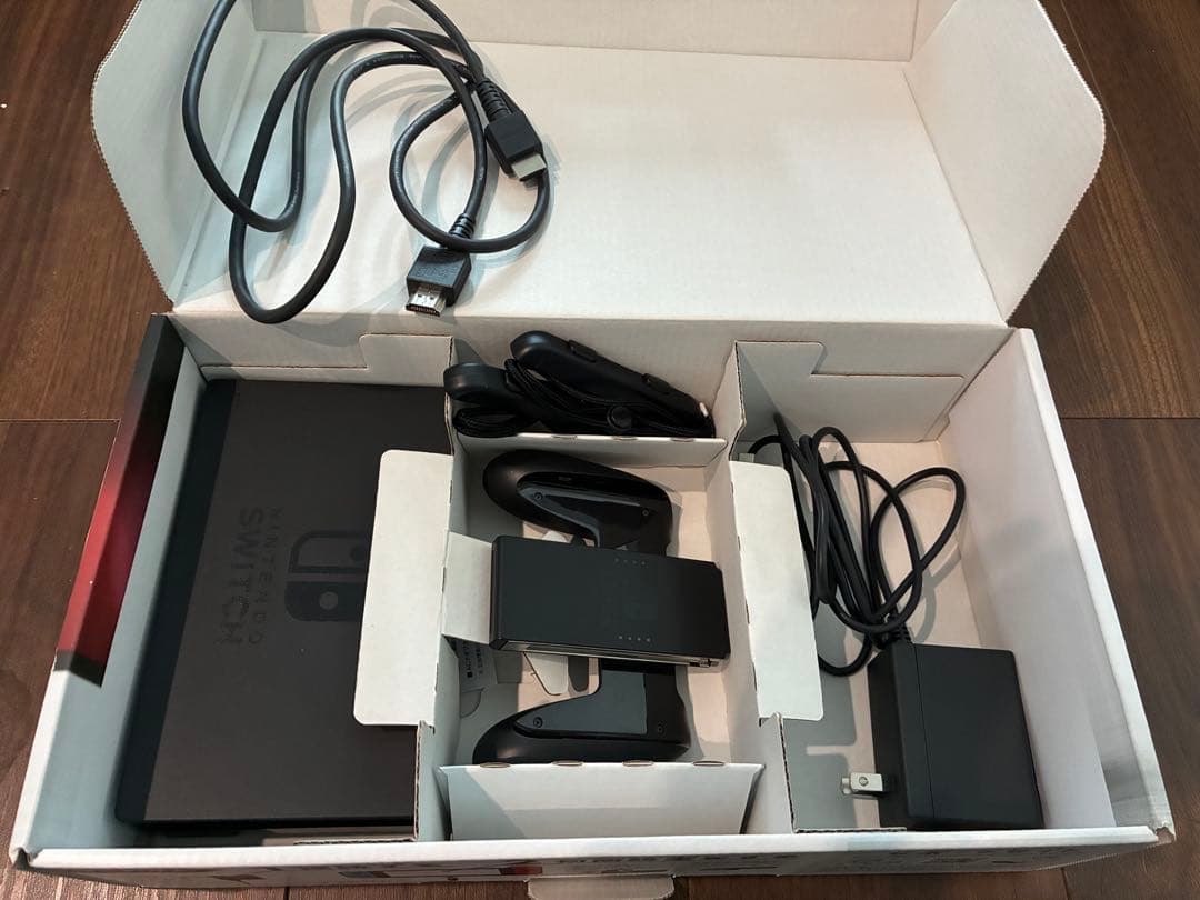 Nintendo Switch ネオンレッド/ブルー 本体