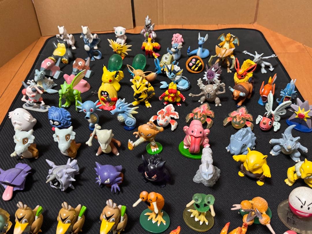 ポケモン　モンコレ　初期　初代149体　まとめ売り　廃盤