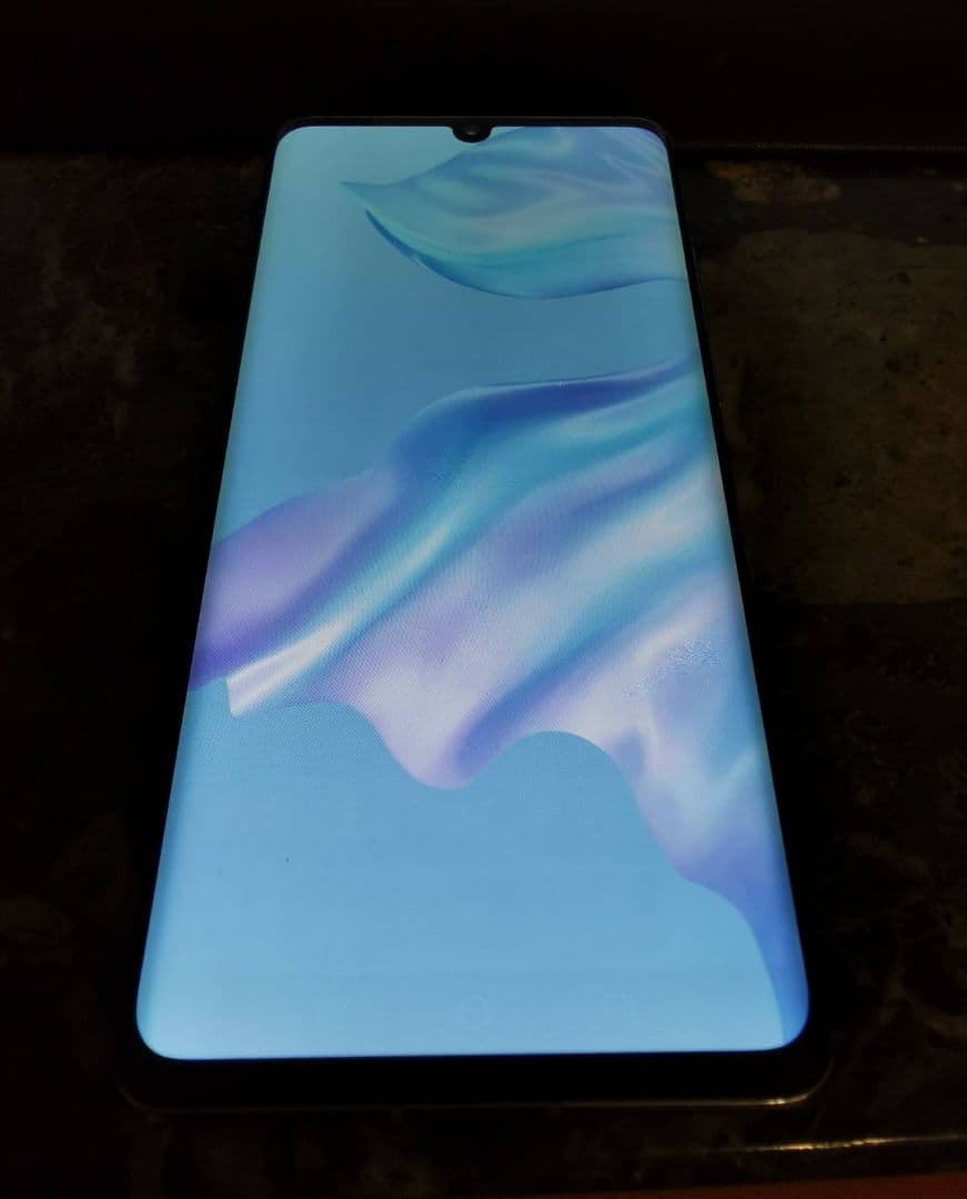 良品 HUAWEI P30Pro クリスタル HW-02L ドコモ SIMフリー