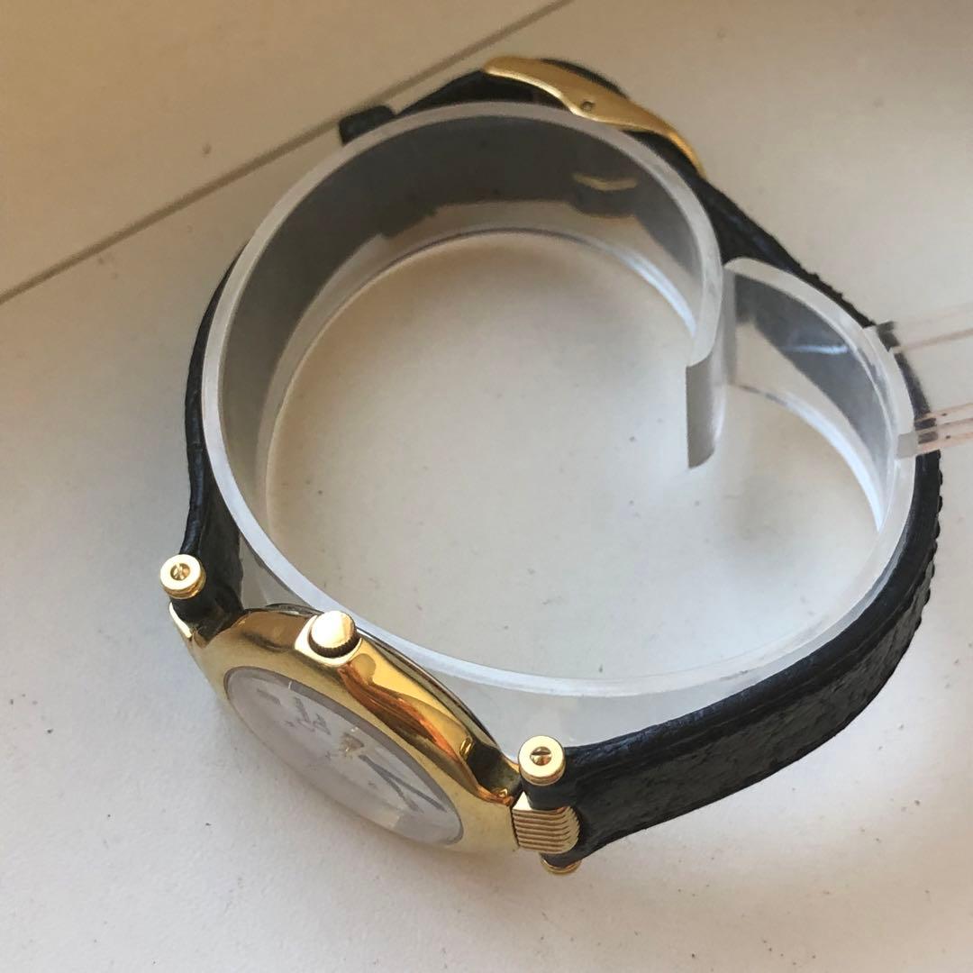 【極美品】Christian Dior ローマン　電池新品時計 ゴールド