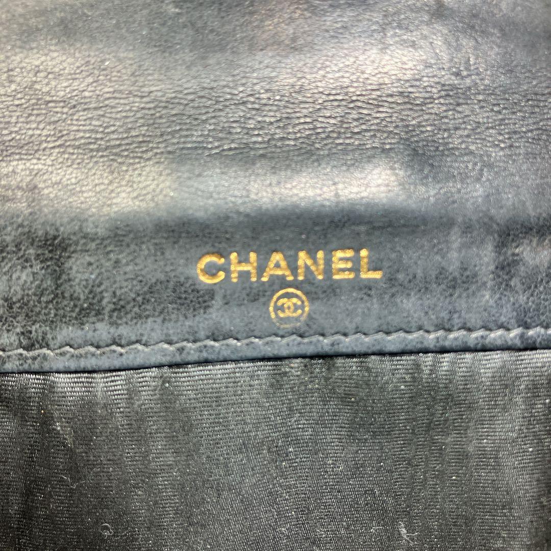 大人気 CHANEL 二つ折り財布 ココマーク キャビアスキン レザー Wホック