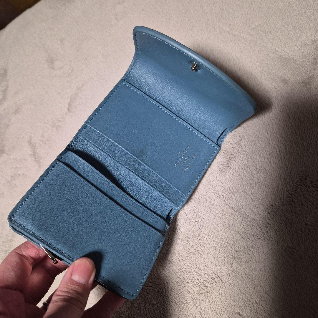 し*り様 Louis Vuitton 三つ折り財布 ホワイト