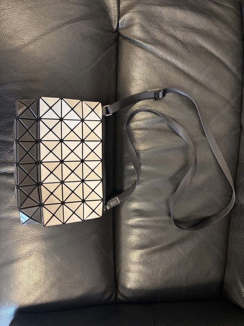 BAOBAO ショルダーバッグ　バイカラー