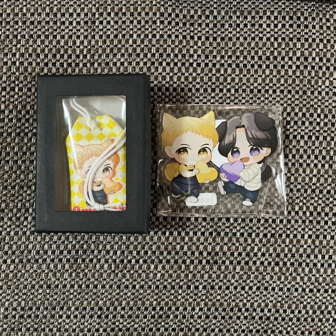 おにいさんずラブ Lサイズパーカー・お守り・アクスタ・フォトカード7枚