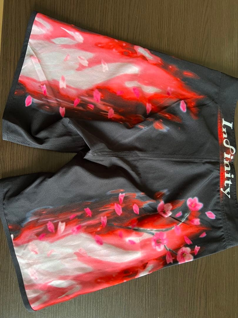 【近藤陸也 】Infinity インフィニティ　サーフパンツ26インチ