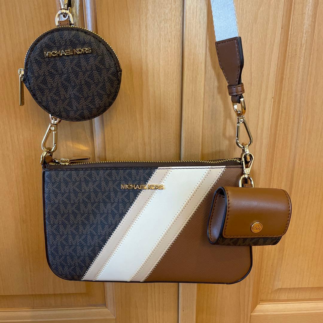 【値下げしました】MICHAEL KORS ストライプショルダーバッグ