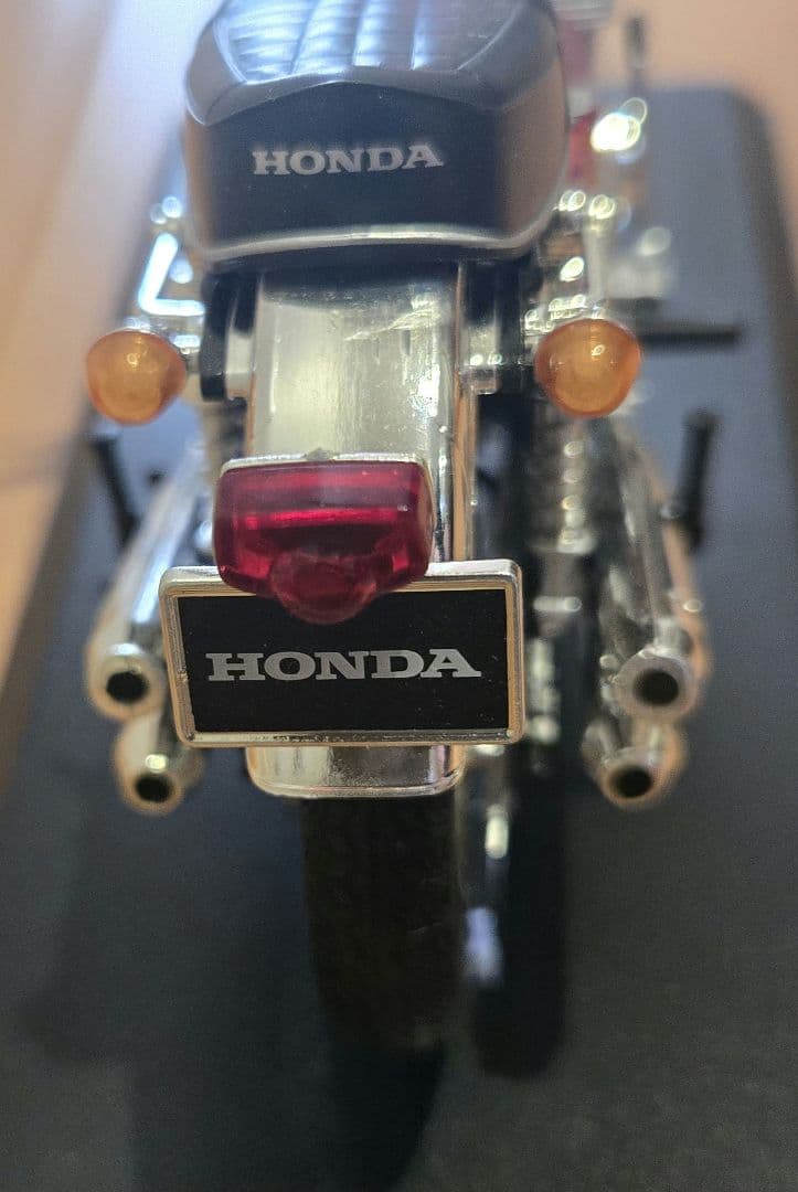 ホンダ CB750FOUR キャンディレッド アオシマ 1/12 バイク