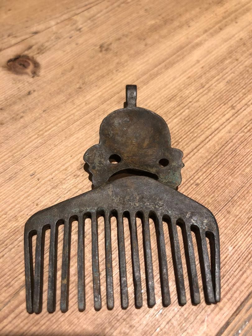 ビンテージ　スカル　髑髏　骸骨　トレンチアート　インダストリアル　アンティーク