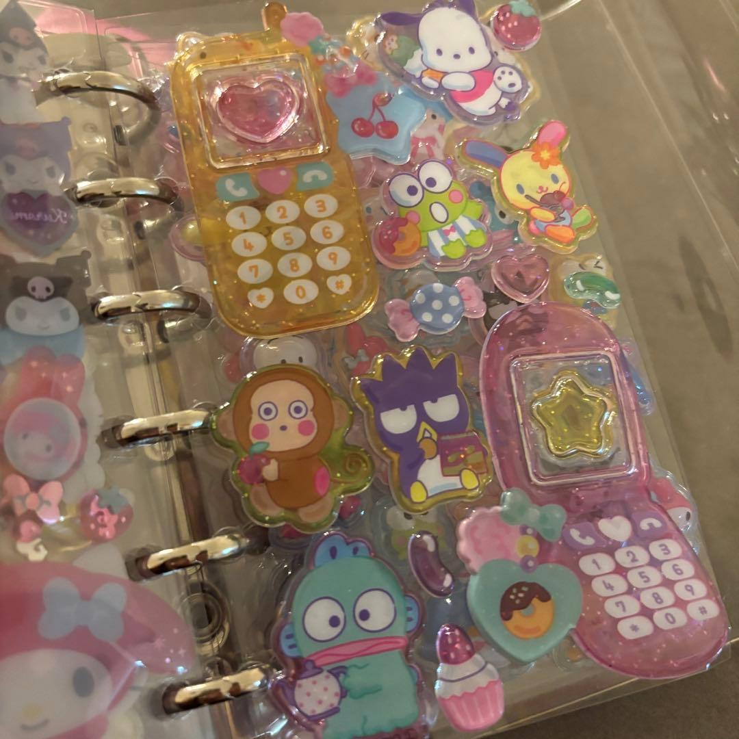 国内正規品のみ☺︎サンリオシール帳完成品