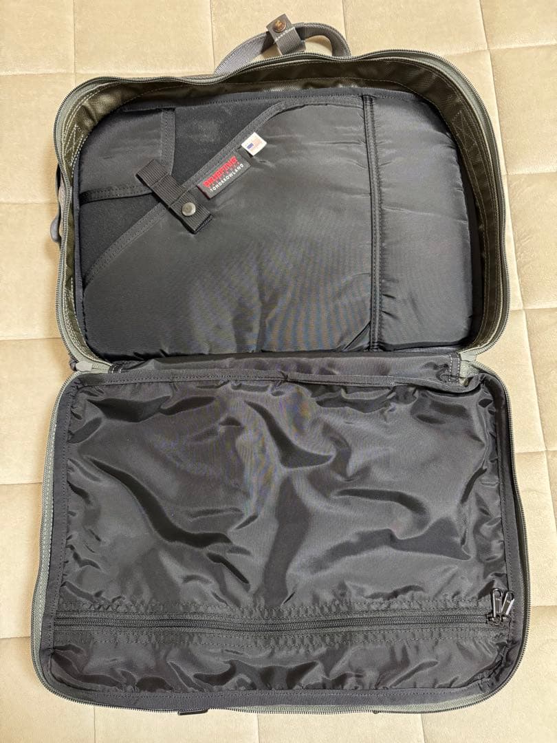 BRIEFING×TOMORROWLAND NEOTRINITY LINER値下