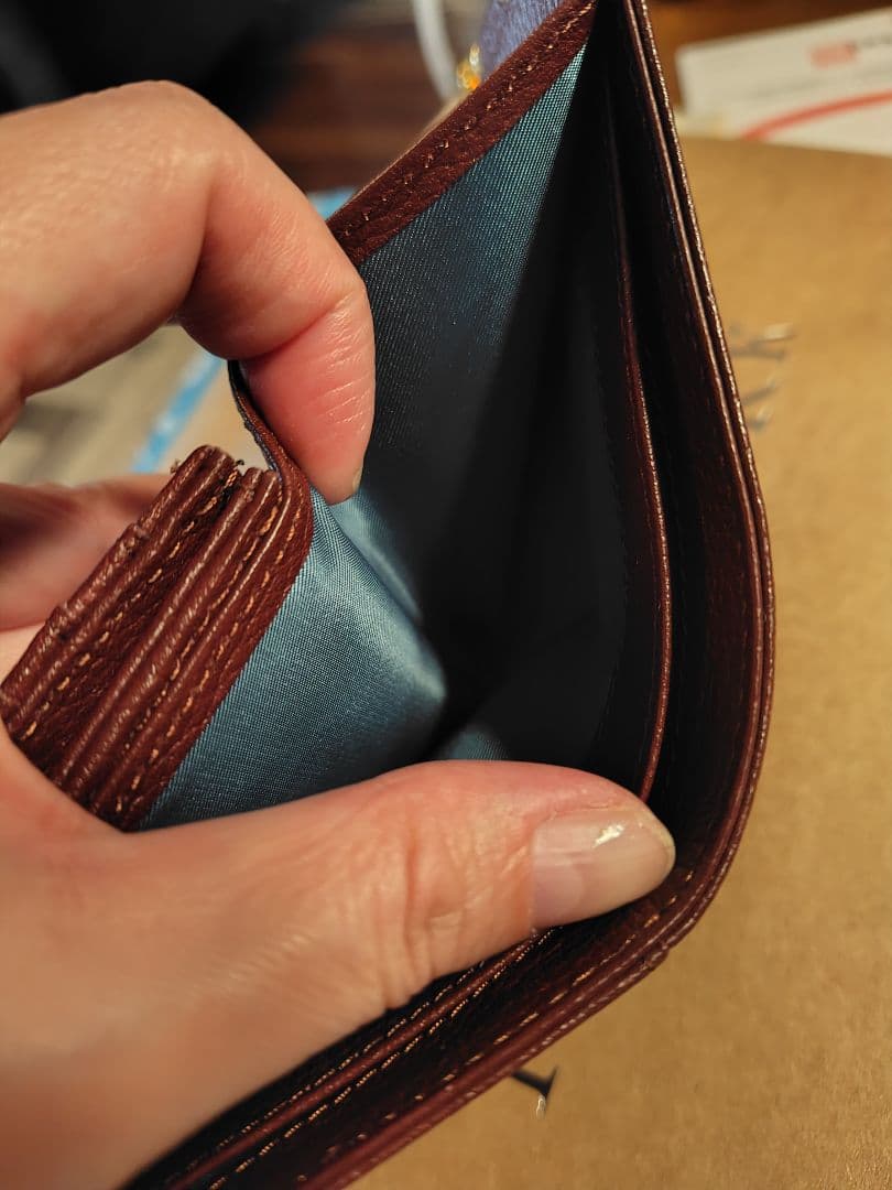 ATAO ロトロ 二つ折り財布 バーガンディ