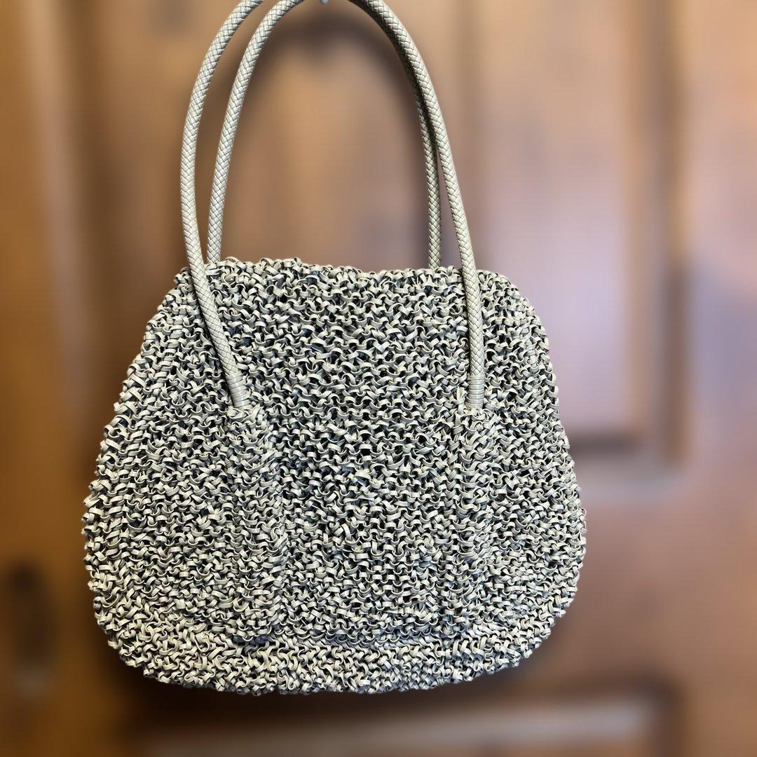 アンテプリマ　艶消しグレー　ワイヤーバック （再値下げしました）