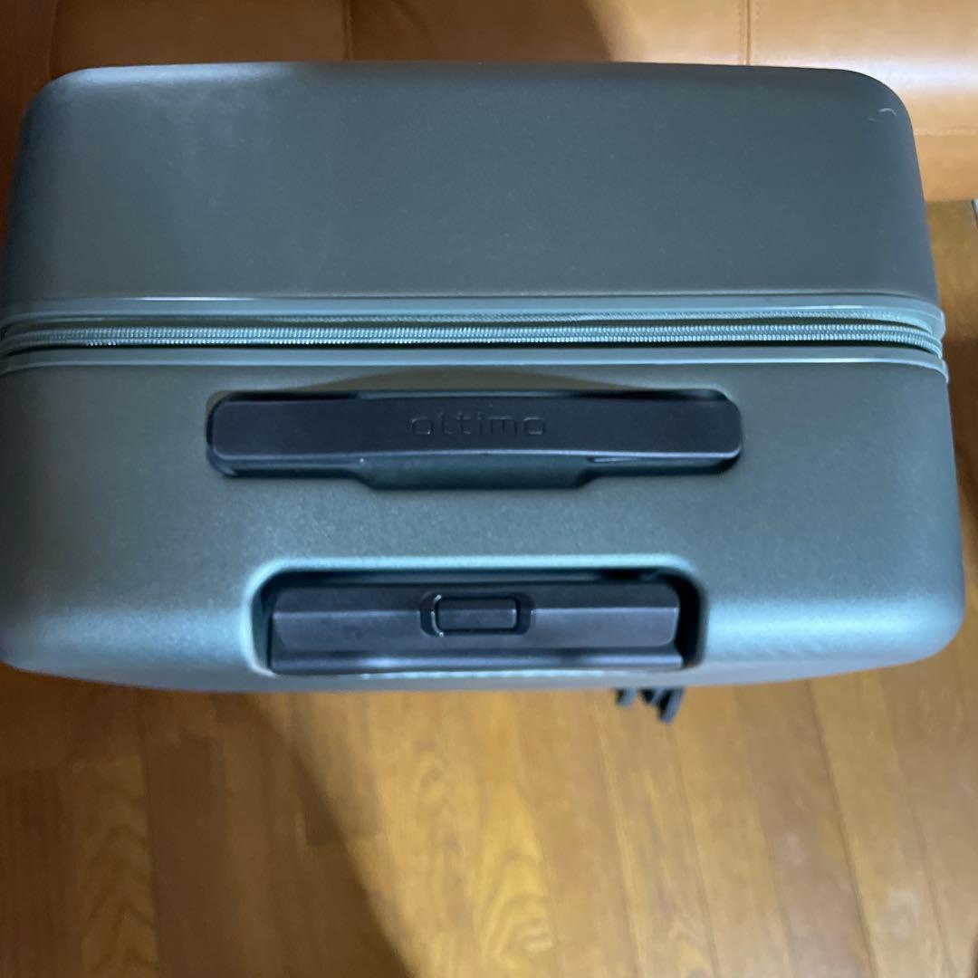 オルティモ　ロジェール　コルストーン