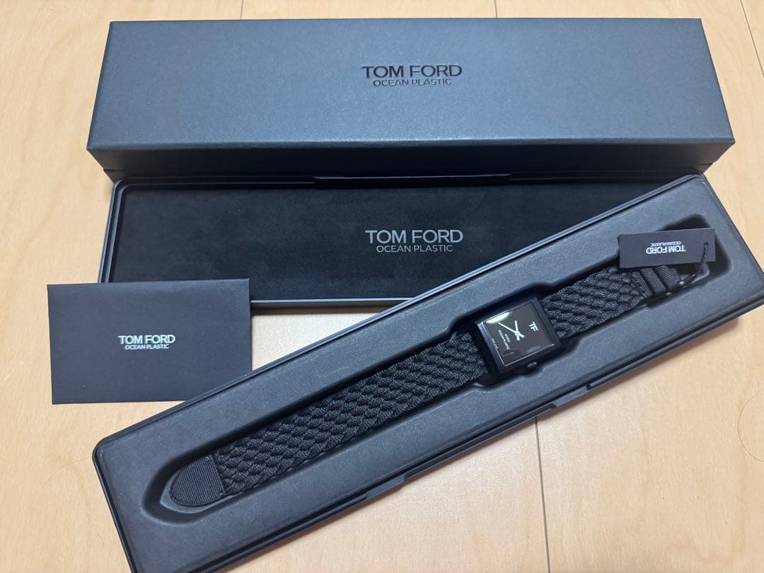 週末値下！未使用 TOMFORD 腕時計 N.004 オーシャンプラスチック