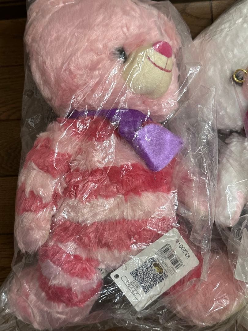 ユニベアシティ　ディズニーストア　ぬいぐるみ　不思議の国のアリス　チシャ猫