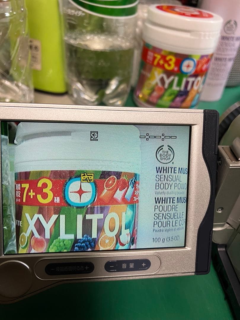 ソニー ビデオカメラDCR-TRV30ミニDVテープ仕様機 作動機 若干画面劣化