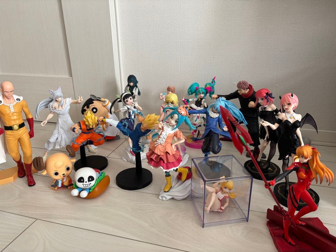 アニメキャラクターフィギュアセット　19点