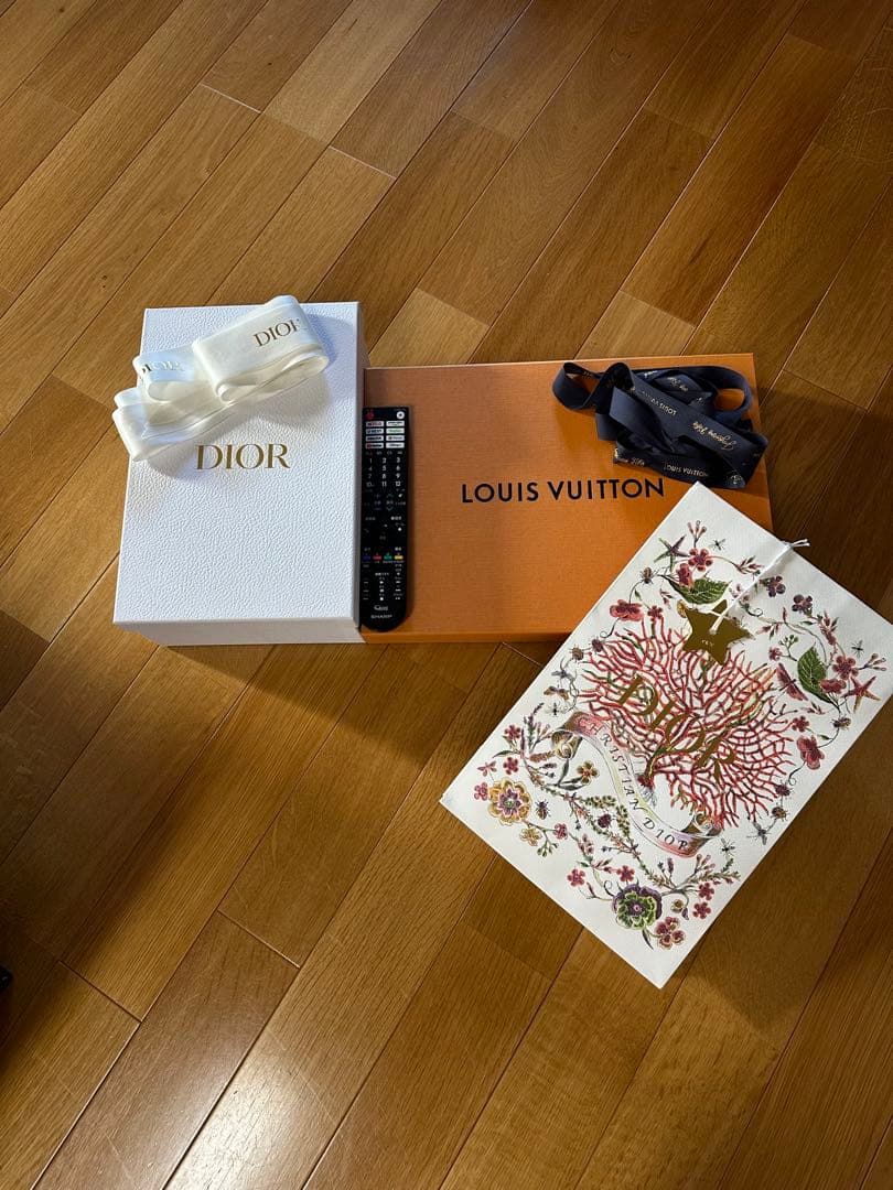 ブランドショッパー 箱 リボン 80点以上DIOR LOUIS VUITTON
