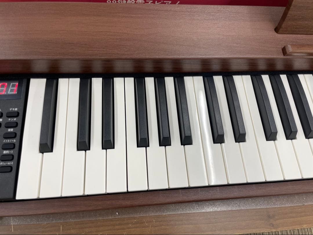 電子ピアノ88鍵盤 給電タイプ　木目調ボディ　マホガニー