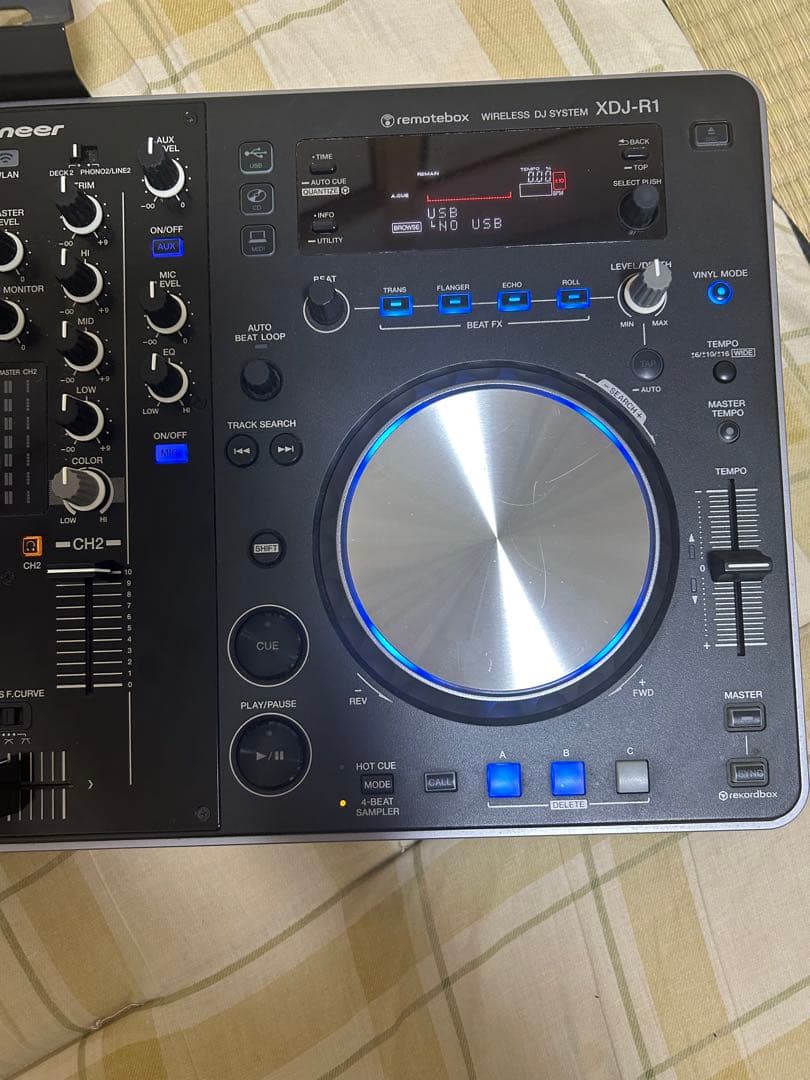 Pioneer XDJ-R1 一体型DJシステム