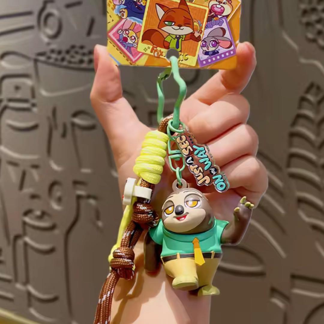 大人気❣️ディズニー ズートピア2 フラッシュ かわいい キーホルダー ❣️