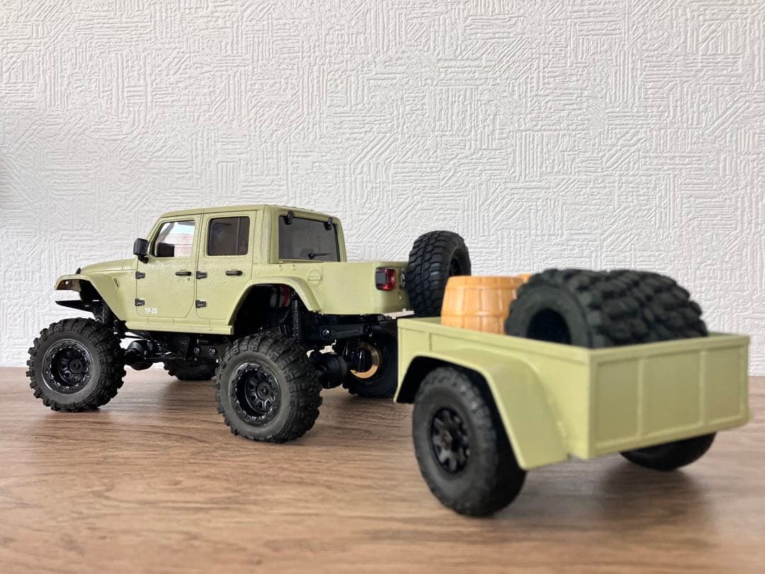 京商jeepグラディエーター風　ミニッツ4×4