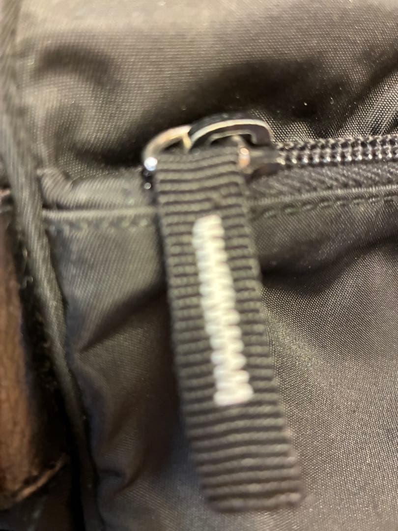 訳あり　PRADA ショルダーバッグ