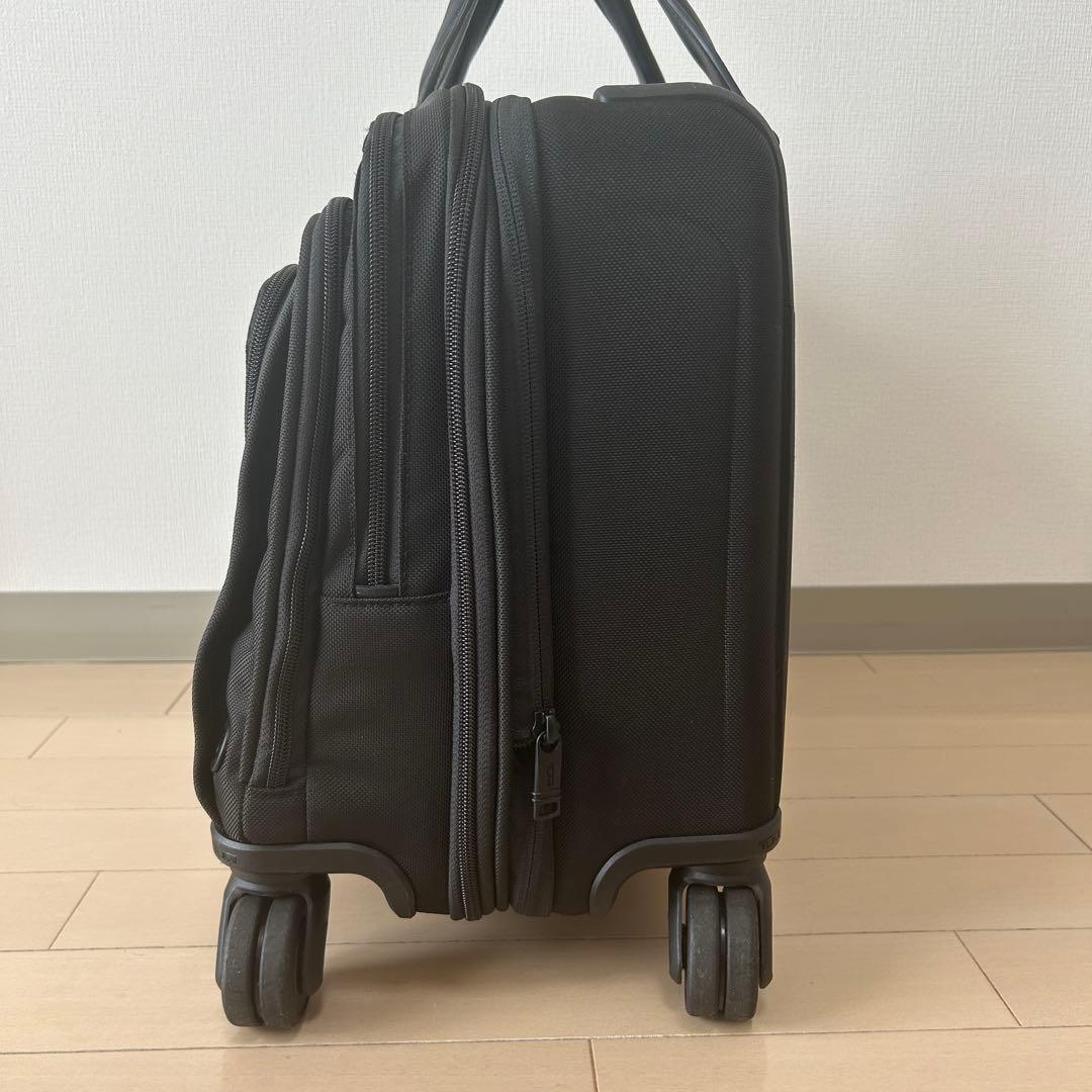 TUMI Alpha キャリー 4輪