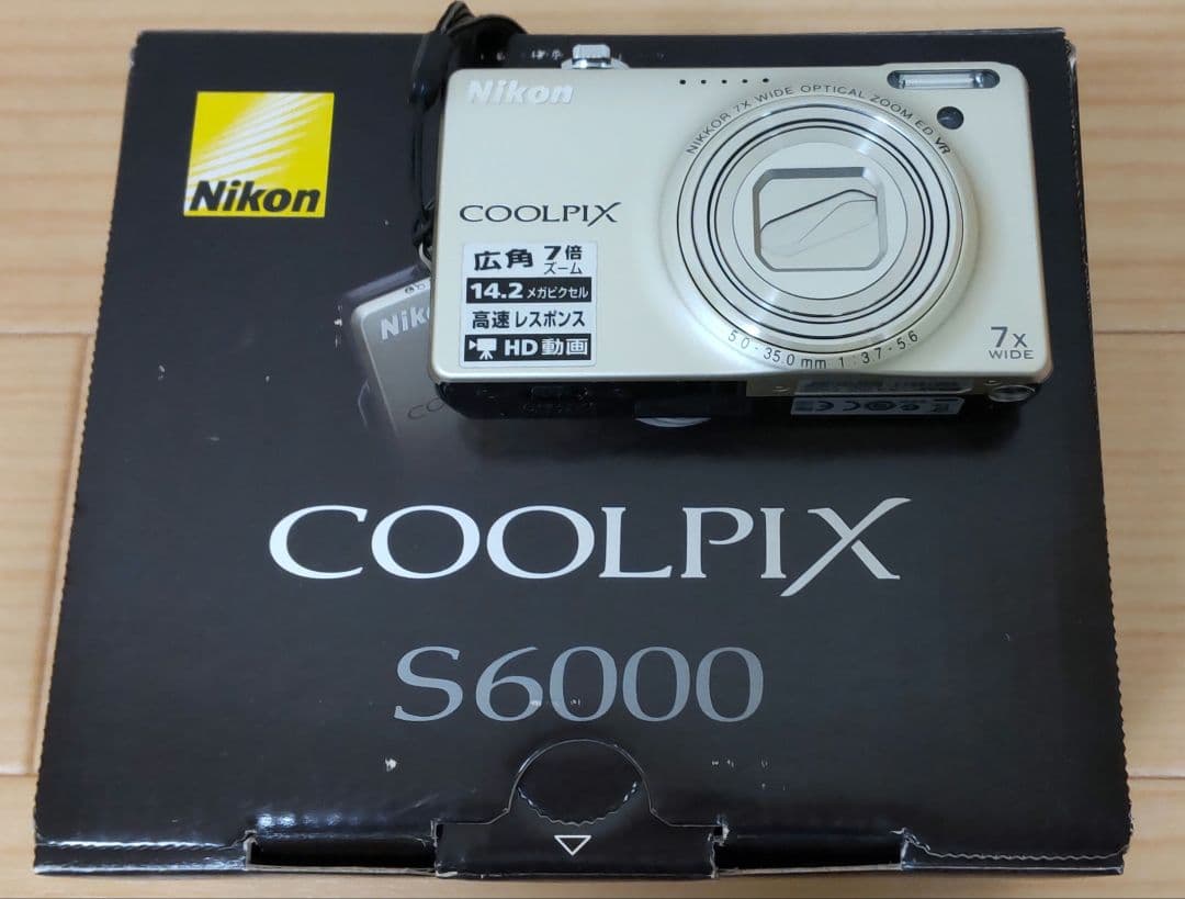 動作確認済Nikon COOLPIX S6000 箱、説明書、充電器、専用ケース