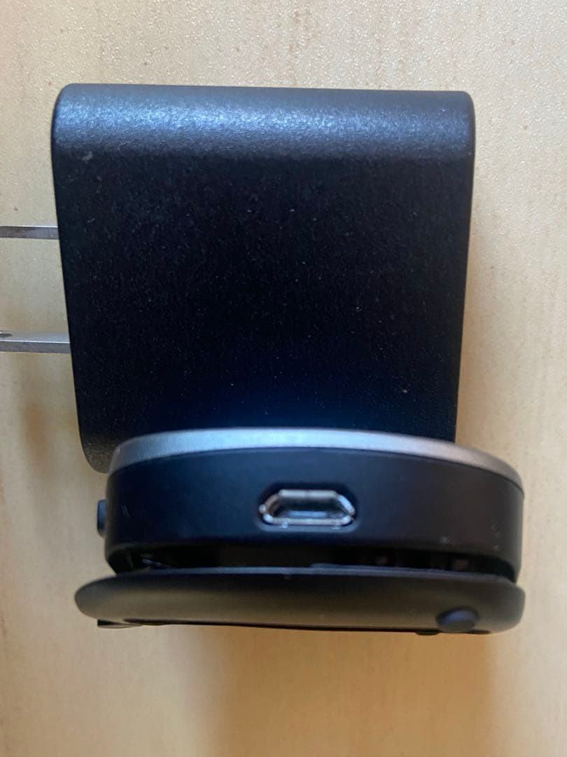 WIDEX ワイデックス　サウンドシステム　充電器とネックストラップ付