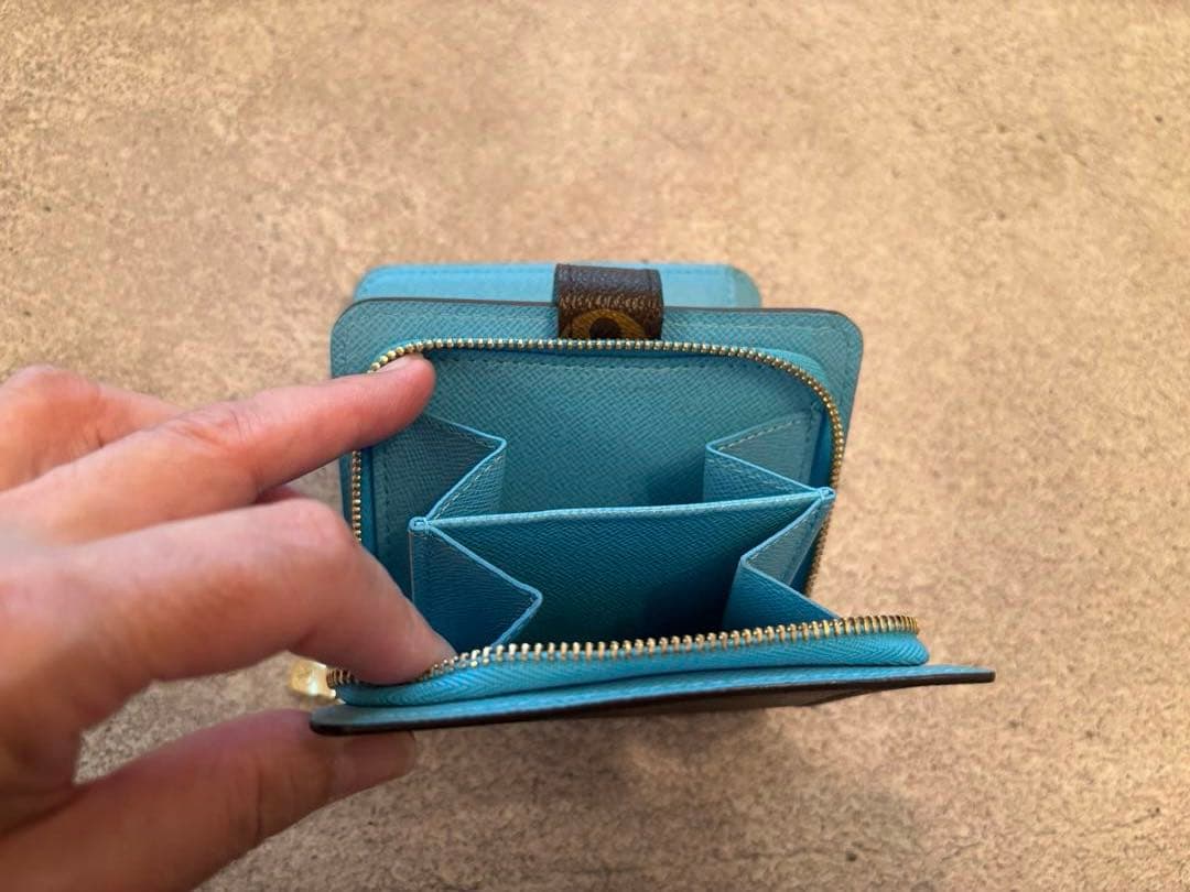 ばななうゆ LOUIS VUITTON ベルボーイ財布