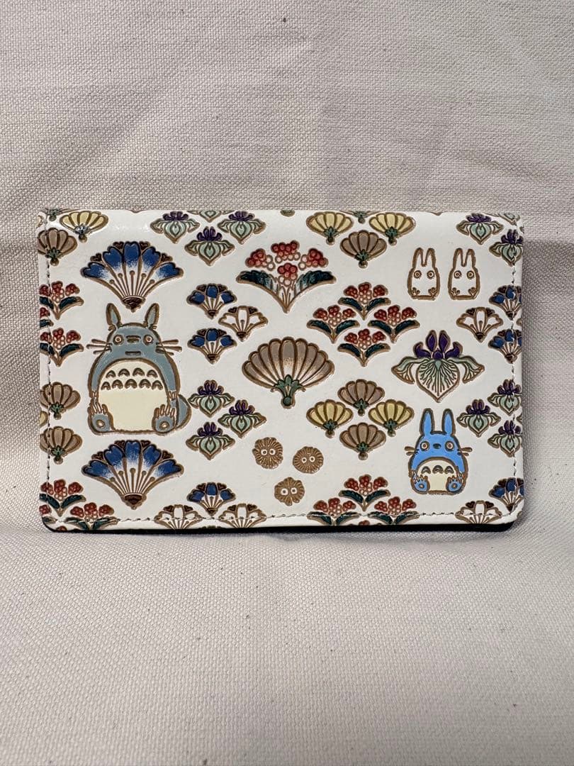 新品未使用品【文庫屋大関】となりのトトロ パスカードホルダー