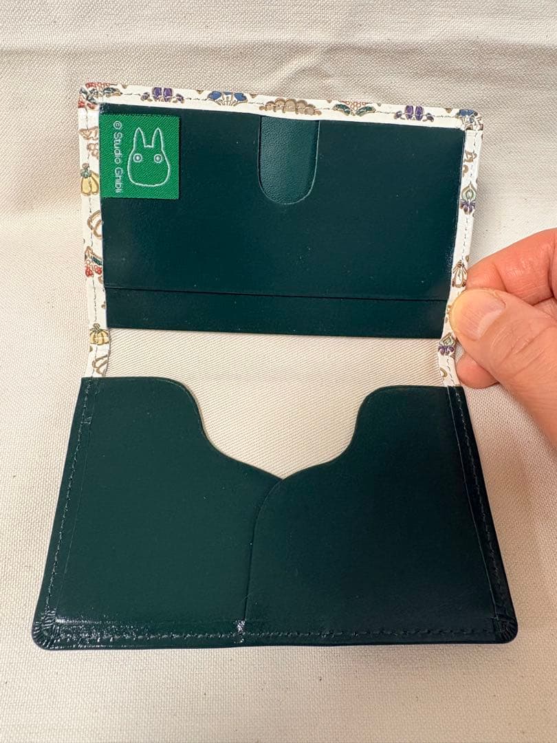 新品未使用品【文庫屋大関】となりのトトロ パスカードホルダー