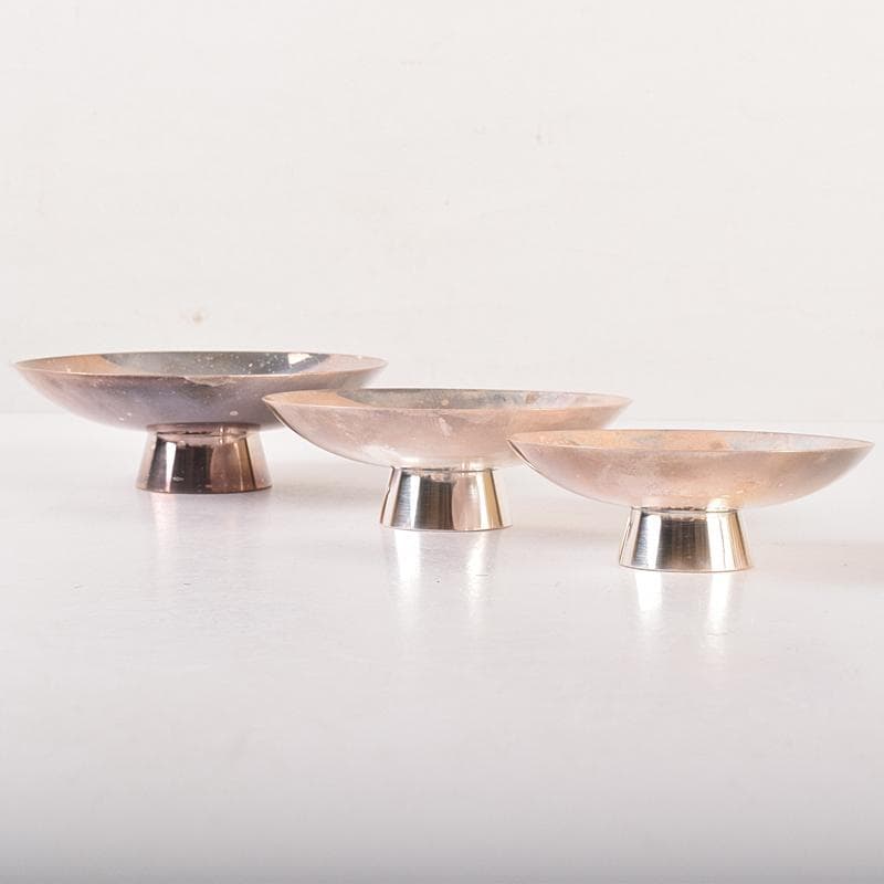 大阪尚美堂造　純銀製　三重盃　三ツ盃 　約208g　共箱　F　R7841