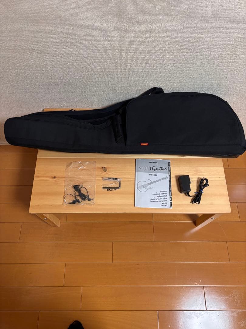 ヤマハ　サイレントギター　SLG110S