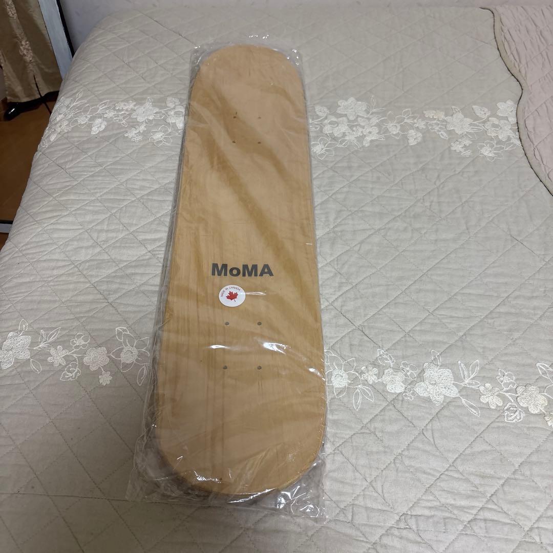 MoMA 奈良美智　スケボー